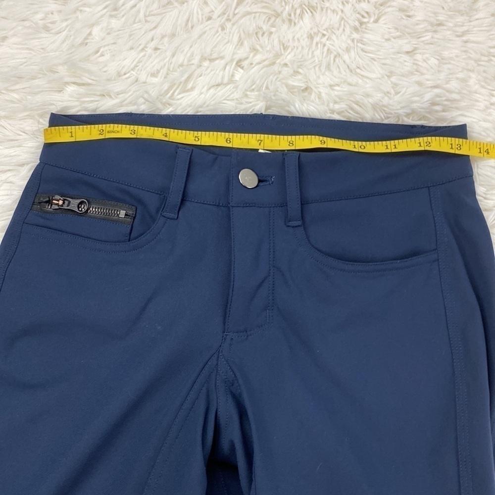 Lululemon Urbanite Pant Inkwell - Picture 2 of 11